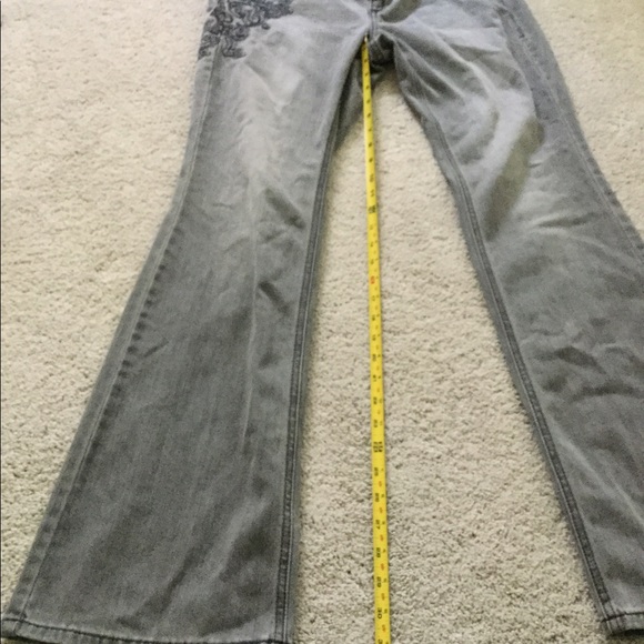 White House Black Market embellished jeans - Picture 7 of 8